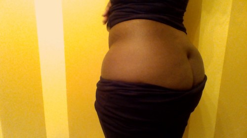 ebonywankbank:  chocolate-desires:  Since I haven’t posted in minute.   chocolate-desires