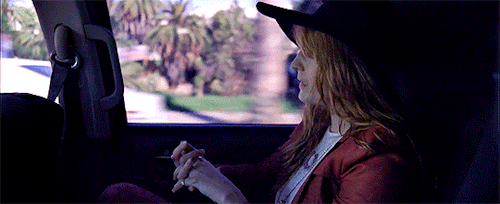 skyofsong:Florence Welch in The Odyssey (2016) dir. Vincent Haycock
