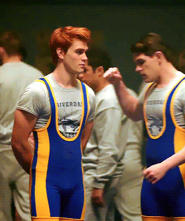 kevinskeller:Archie and Kevin in Riverdale 2.11