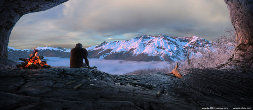 theolduvaigorge: carolinafrica: “The last Neanderthal”. Photo: Paul Suprun - Павел Супру