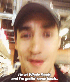 ngabriella18:  he’s so adorable omfg