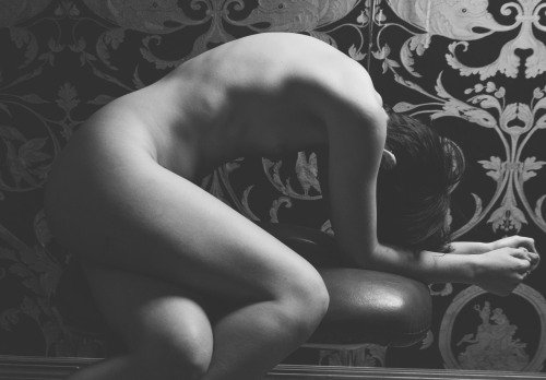 margotcarlson:three nudes. adam jamal.   voll schön
