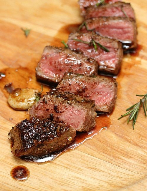 do-not-touch-my-food:Rosemary Garlic Butter Steakoh fuck yea