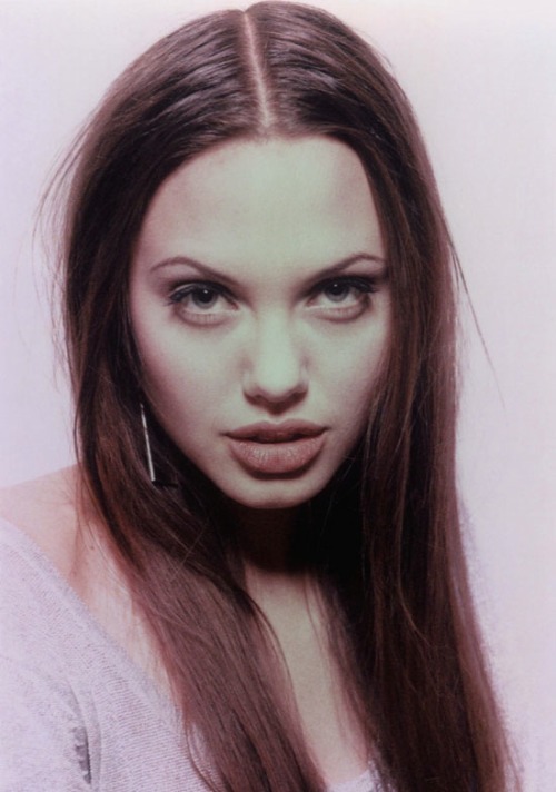 XXX  Young Angelina Jolie   photo