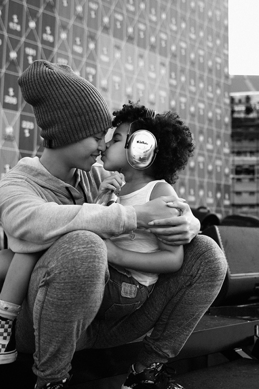 yoncehaunted:  Bey &amp; Blue 