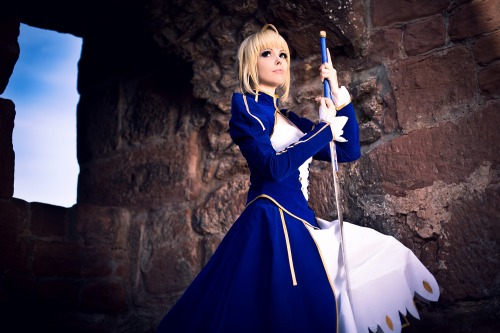 My Saber costume (without armors). She is one of my favorite characters <3 photos by Midgard (htt