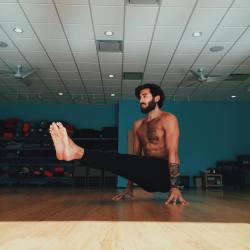 Patrickbeach:  Waking Up My Hands For The Practice #Yoga 