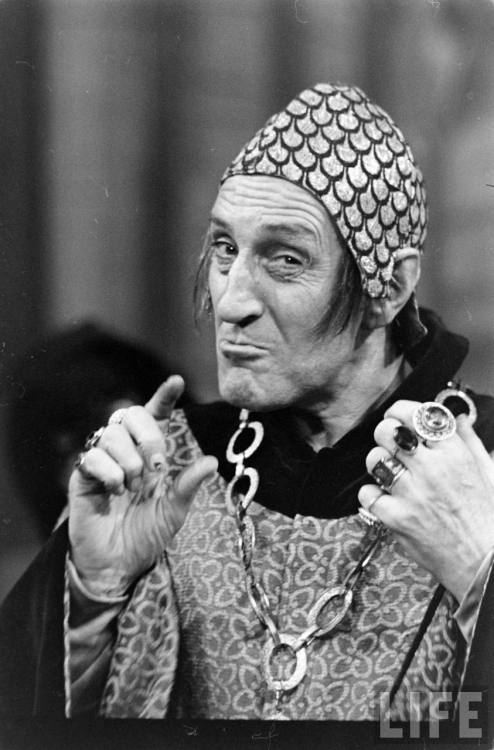 Basil Rathbone as the evil duke in “The 13 Clocks” on The Motorola Television Hour(Cornell Capa. 195