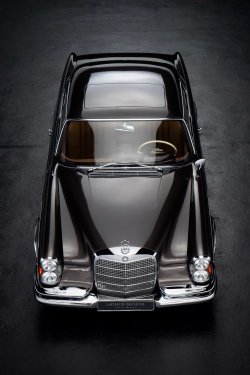 utwo:‘66 Mercedes Benz 300SE Coupe© arthur bechtel classic