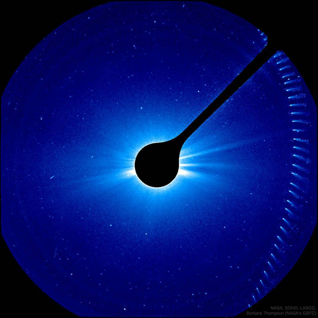 Comet Machholz Approaches the Sun #nasa #apod #soho #lasco #gsfc #comet #comet96p