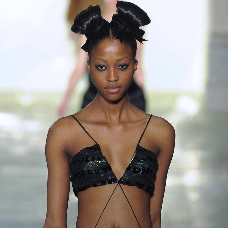 frackoviak:  TOPSHOP UNIQUE FALL 2011 | NYASHA MATONHODZE 