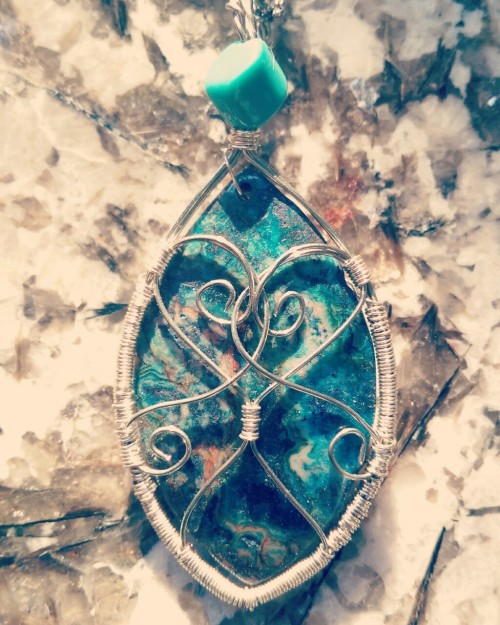 Check out this piece and more in my newly opened Etsy![Etsy] ❀ [Facebook] 