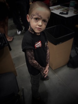 drythroats:  But have you guys seen xmikextattoos little dude Ruthless Riley?