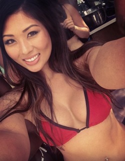 lovey-asians:  FOR more hot and sexy asian females check out our facebook page www.facebook.com/fivestarasian