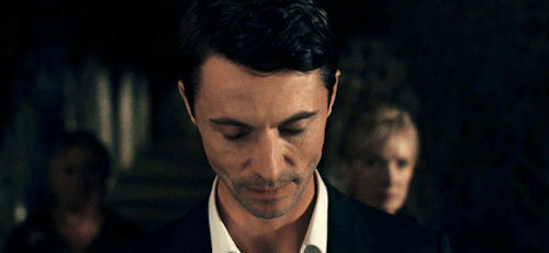 aidangillens: Matthew Goode as Matthew Clairmont in A Discovery of Witches 1.04