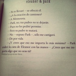 more-smiles-and-cry-less:  without-you-but-you:  Qué libro es?  Eleanor &amp; Park :c 