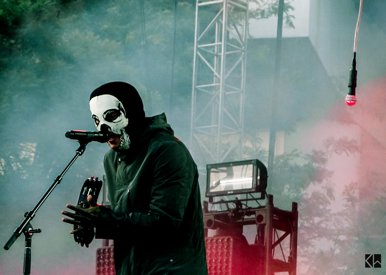 twenyonepilots:  this was such a good mask 