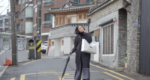 absencesrepetees:the woman who ran (hong sang-soo, 2020)