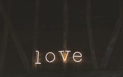 lovecuddle:lovecuddle - love/romance blog