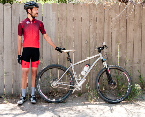 itsthefredward:  teamdreambicyclingteam:  Team Dream For Topanga Creek Bicycles A few months ago my 