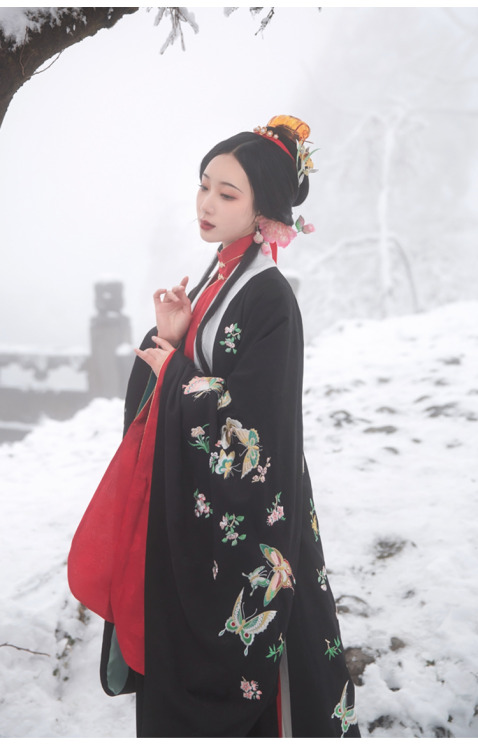 hanfugallery: chinese hanfu by 瞳莞汉服