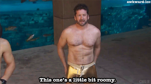 awkward-lee:  burnie’s rocking that gold swimsuit 