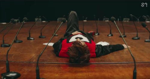 I Guess Dot Jpeg: Favorite Shots From My Favorite Kpop MVsSimon Says // NCT 127 (x)