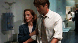 dinascully:  “Call my doctor. You have to call my doctor. Call Dr Scully.”  