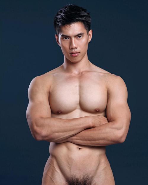 hotandsexyaznmen: Yes and please!!!  4asianguys.tumblr.com