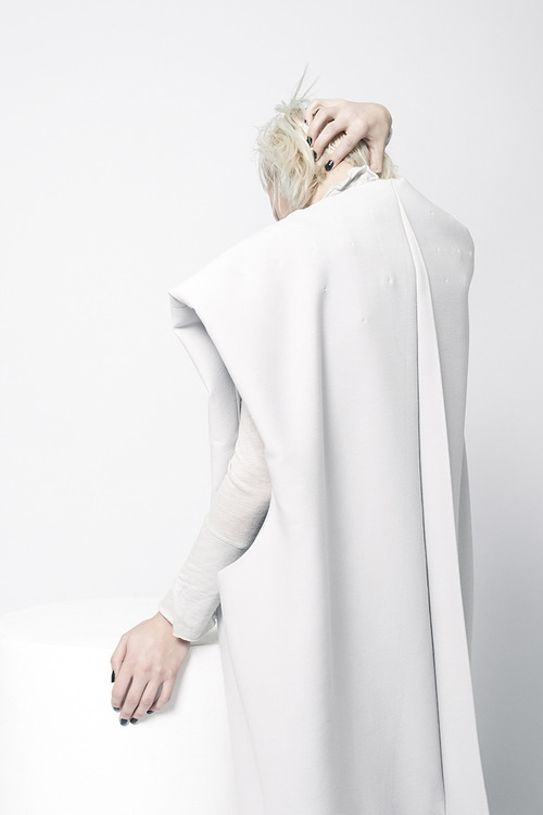 skt4ng:  “Proportion" | Valeria Dmitrienko photographed by Damien Kim, styled by DaVian Lain for TheOnes2Watch