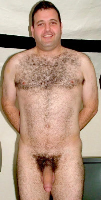 MATURE HAIRY MEN