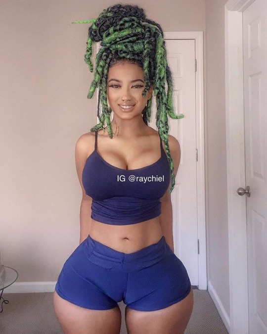 bigculos:  handsonexperiencexxx:  let me introduce myself 🔥🔥😍😍🤪🤪  Goddess 👅👅👅👅👍🏿🎂🎂🎂👍🏿👍🏿👍🏿🍆🍆🍆❤️❤️❤️❤️