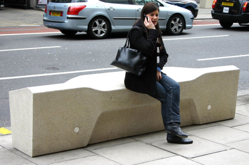 vergess: vaspider:periegesisvoid:autismserenity:crazyeddieme:ultrafacts: The Camden bench 