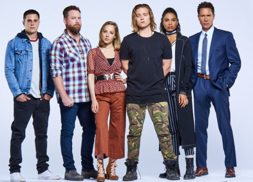 travelersnetflix:The news you’ve all been waiting for… Travelers Season 3 starts production soon!!