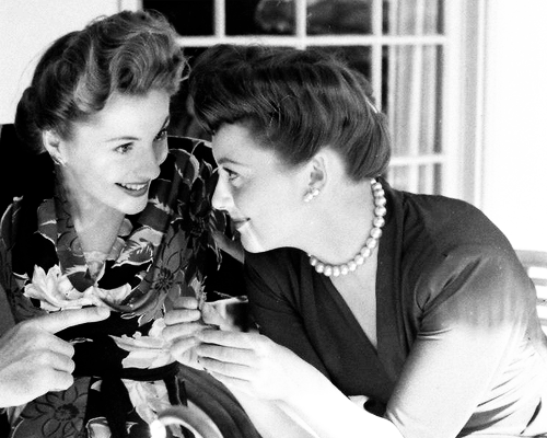 Porn Pics deborahkerr:  Joan Fontaine and Olivia de