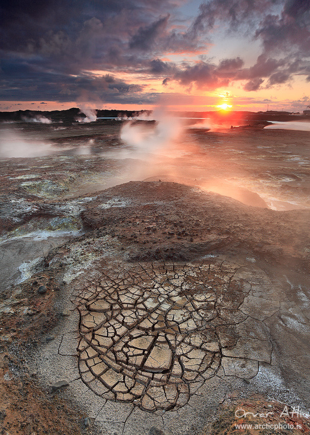 sagansense:   Photographer Örvar Atli Þorgeirsson captures Iceland’s otherworldly