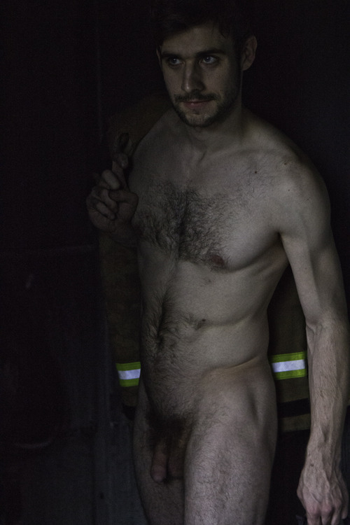 raunchster:  Robert. After firefighting. 27yo. London, UK. By Bareasyoudare. -> more posts of Robert. 
