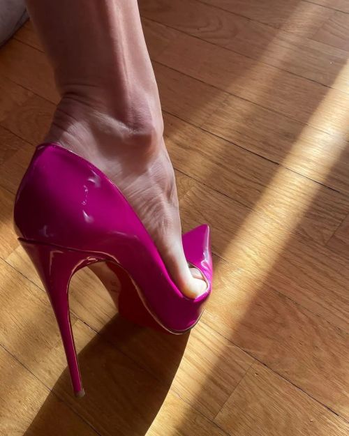 pink heels