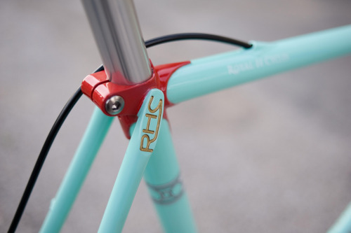 fratelli-tapogna: Royal H