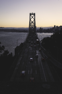 https://64.media.tumblr.com/227bb932fde93a3e83e7ff3f0cde1ab8/tumblr_mwtad4CWgj1reo592o1_500.jpg