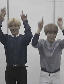 SHINee World
