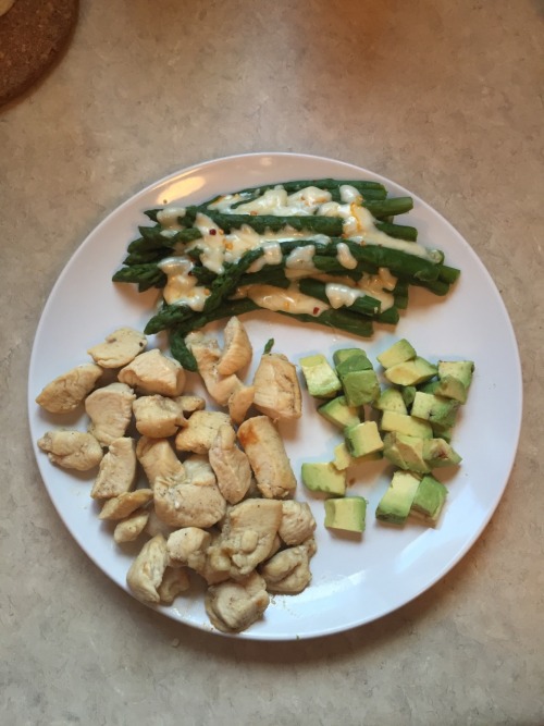 LunchGrilled chicken, asparagus with Munster cheese, and avocadosHalf the avocado for breakfast.