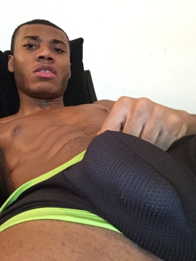 phreakygeminidgaf:  Thomas Tekno 🍆
