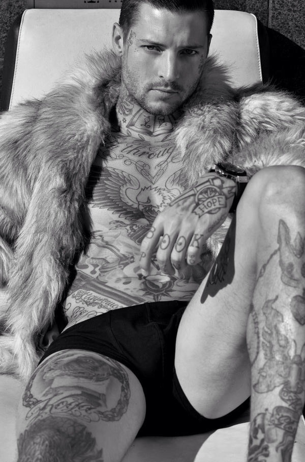sweetladyatje:  😯😳😍😘☺️