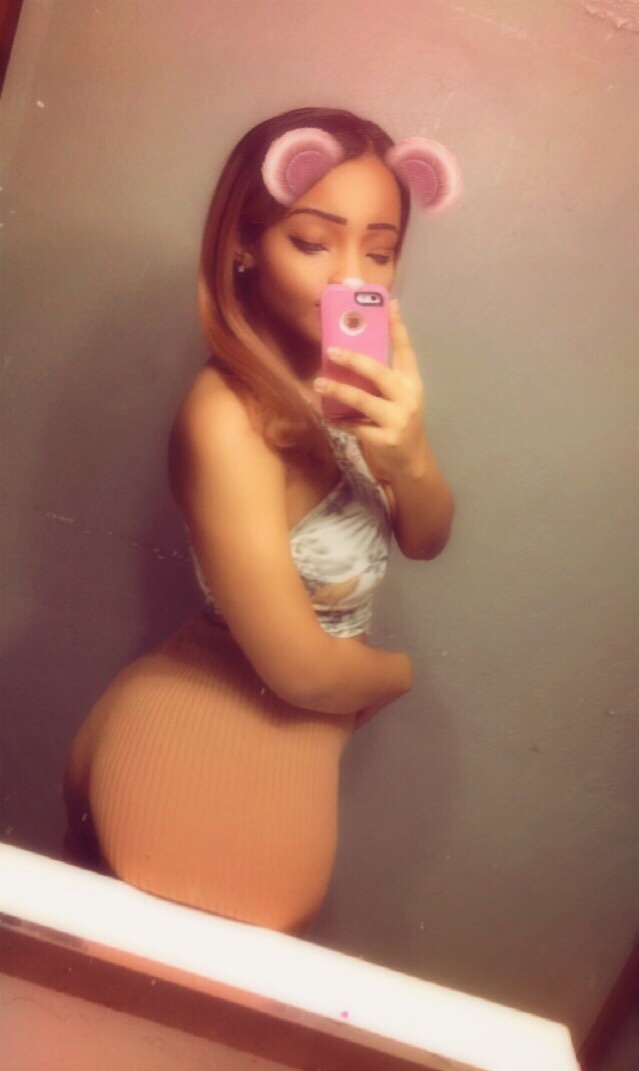 nativeprincesa:  Random fact: my favorite anime is “one punch man “🌞🌞