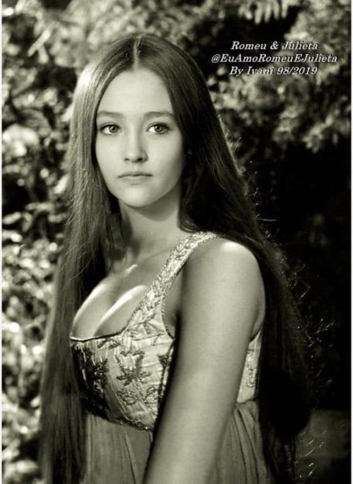 Olivia Hussey Nudes & Noises  