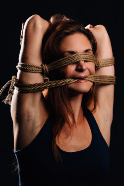 Johnnarvon:a Little Rope Freestyling With Autumn, Fall 2015