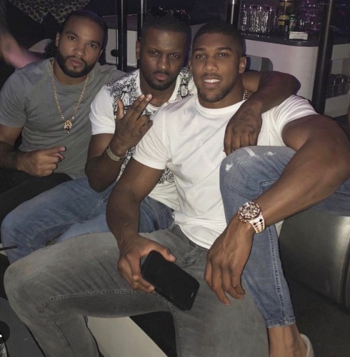 celeb-eggplants:  xemsays:  ANTHONY JOSHUA porn pictures