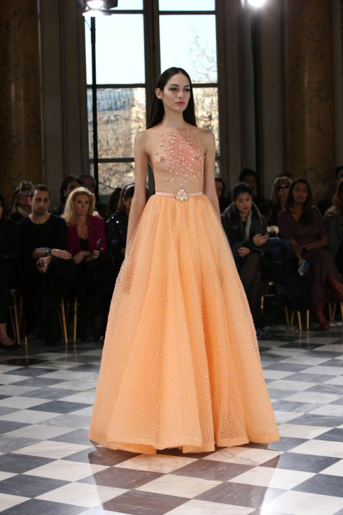 Porn photo fyeahgowns:  Georges Hobeika Haute Couture