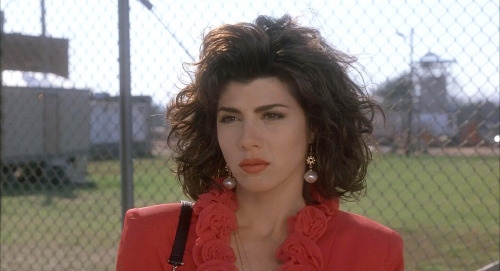 bestperformances: Marisa Tomei as Mona Lisa Vito / My Cousin Vinny (1992) Academy Award Winner as B